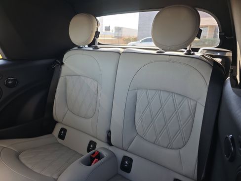 Used 2023 MINI Cooper S image 9