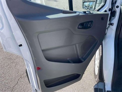 Used 2024 Ford Transit 250 Low Roof w/ Exterior Upgrade Package image 44
