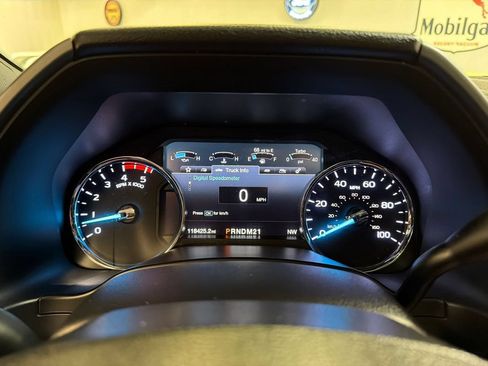 Used 2019 Ford F250 Platinum w/ Platinum Ultimate Package AWD/4WD image 18