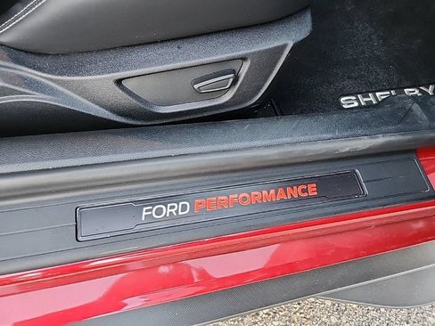 Used 2021 Ford Mustang Shelby GT500 w/ Technology Package RWD image 42