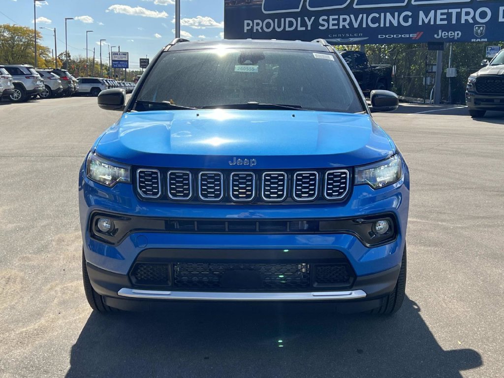 Used 2026 Jeep Compass Limited AWD/4WD image 9