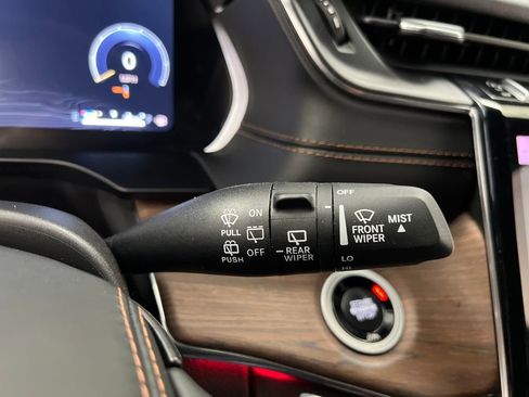 Used 2025 Jeep Grand Cherokee Summit image 44