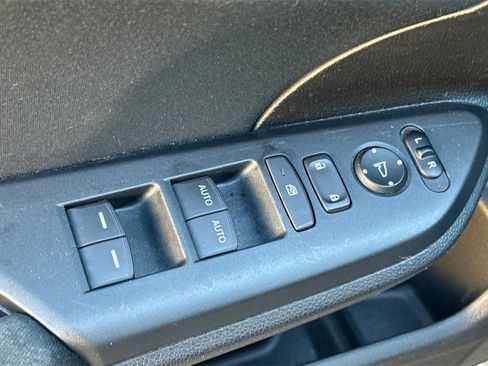 Used 2018 Honda Civic EX image 12