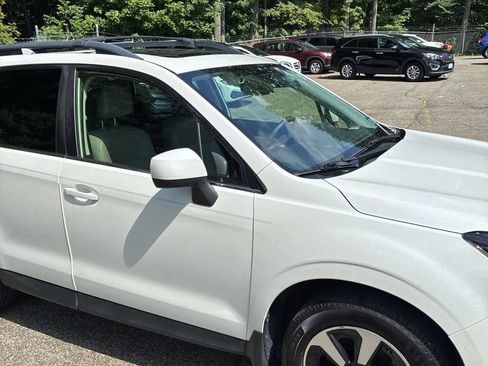 Used 2018 Subaru Forester 2.5i Limited AWD/4WD image 13