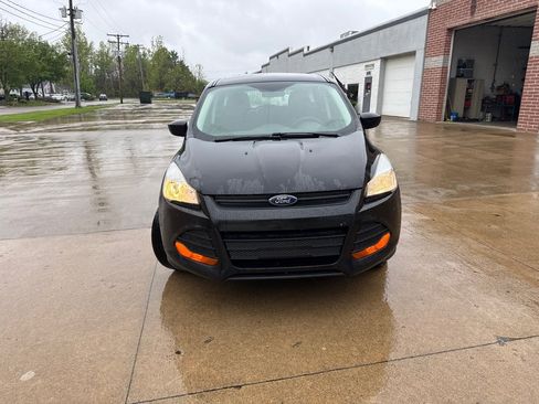Used 2015 Ford Escape S FWD image 2