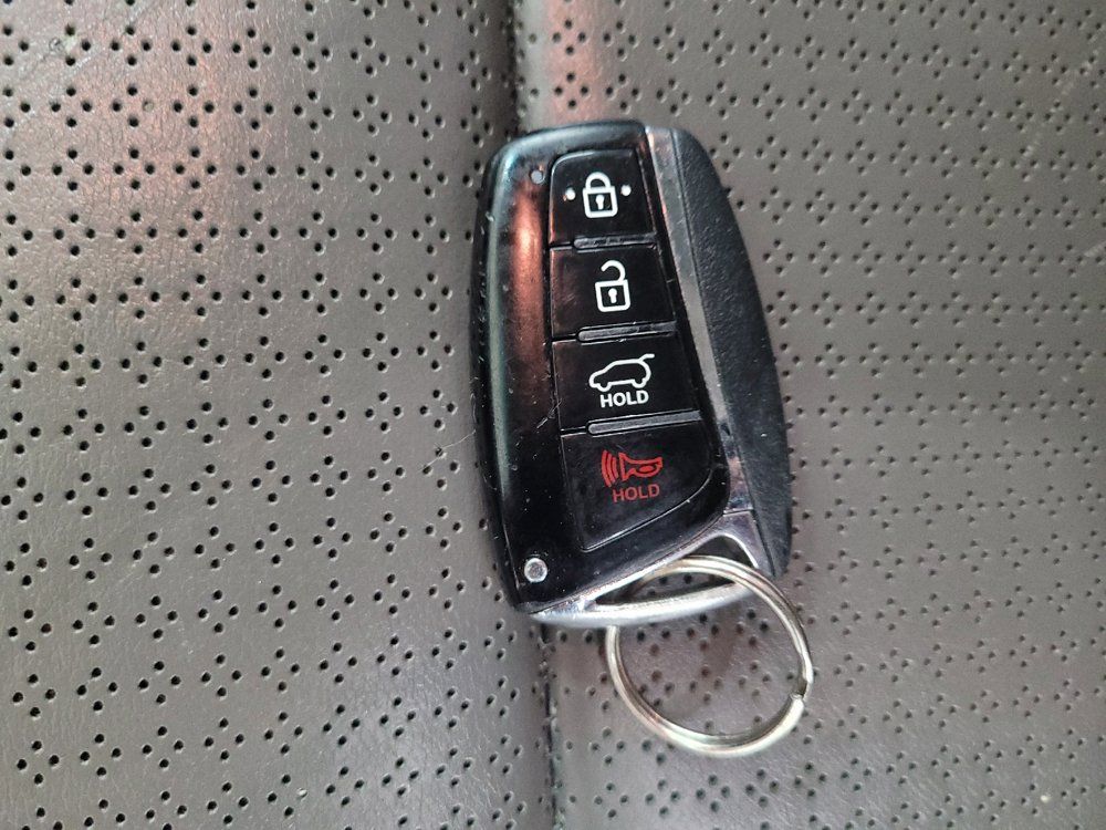 Used 2015 Hyundai Santa Fe Sport 2.0T w/ Option Group 05 AWD/4WD image 32