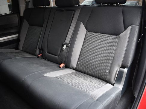 Used 2016 Toyota Tundra SR5 image 22