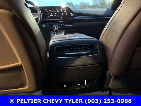 Used 2023 Cadillac Escalade Sport w/ Touring Package image 22