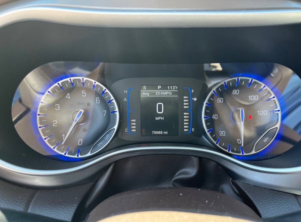 Used 2017 Chrysler Pacifica LX FWD image 7