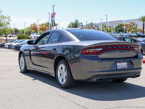 Used 2019 Dodge Charger SXT RWD image 6