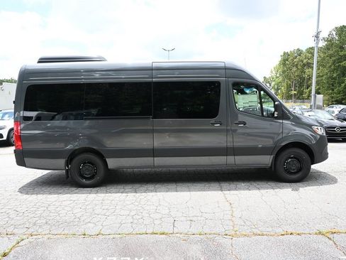 Used 2025 Mercedes-Benz Sprinter 2500 image 26