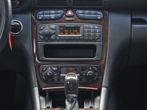 Used 2003 Mercedes-Benz C 320 4MATIC Sedan image 31
