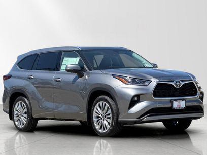 New 2026 Toyota Highlander Platinum