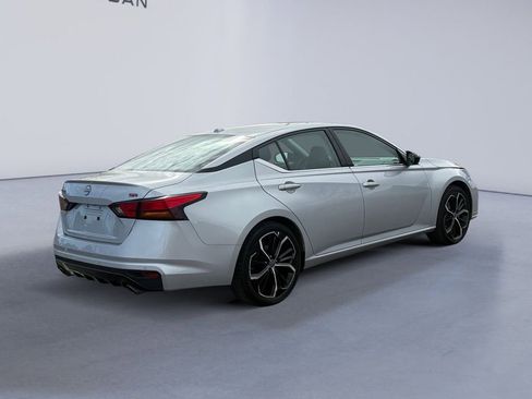 Used 2024 Nissan Altima 2.5 SR image 5