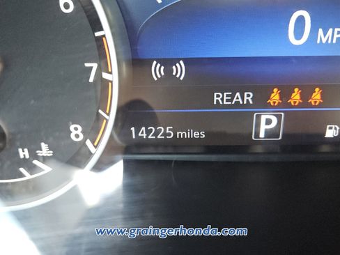Used 2023 Nissan Maxima Platinum w/ Sport Mat Group FWD image 22