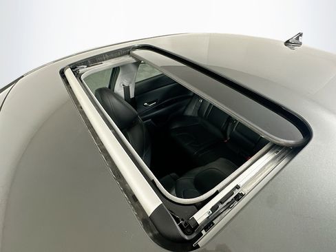 Used 2025 Hyundai Elantra Limited image 26