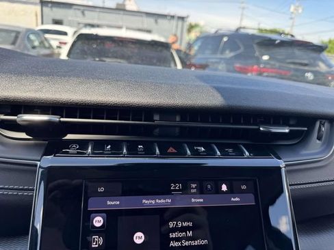 Used 2023 Jeep Grand Cherokee L Laredo RWD image 30
