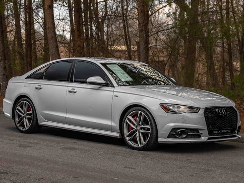 Used 2017 Audi S6 Prestige w/ S6 Sport Package image 49