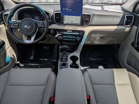 Used 2022 Kia Sportage EX w/ EX Technology Package FWD image 16