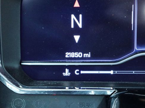 Used 2024 Chevrolet Silverado 1500 High Country w/ Technology Package image 30