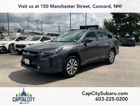 Used 2024 Subaru Outback AWD/4WD image 3