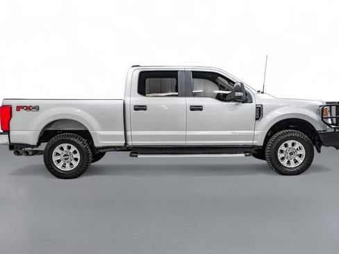 Used 2022 Ford F250 XL w/ STX Appearance Package image 5
