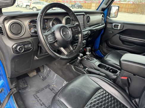 Used 2021 Jeep Wrangler Unlimited Sport w/ Sun And Sound Package image 8