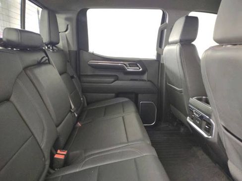 Used 2023 Chevrolet Silverado 1500 LTZ w/ LTZ Convenience Package II AWD/4WD image 17