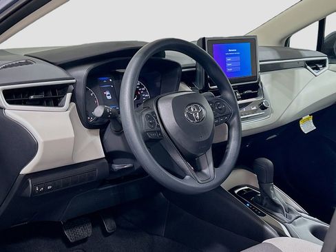 New 2025 Toyota Corolla LE FWD image 10