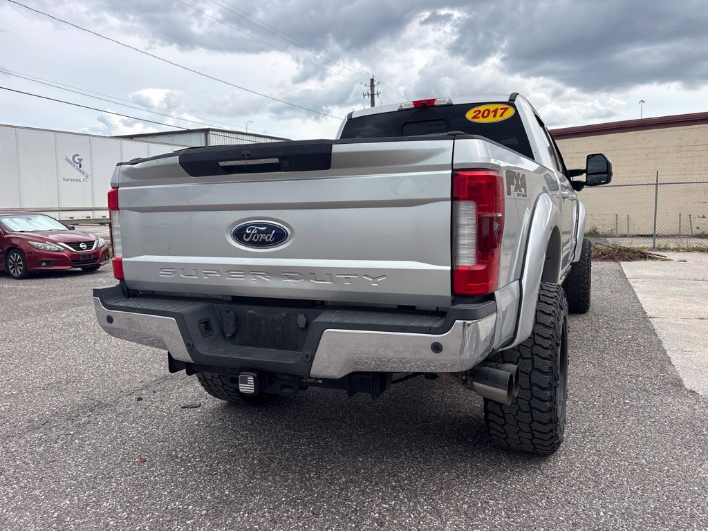 Used 2017 Ford F250 Lariat w/ Lariat Ultimate Package AWD/4WD image 3