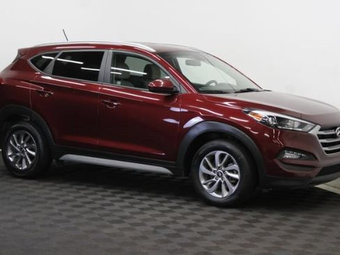 Used 2017 Hyundai Tucson SE w/ SE Popular Package 02 AWD/4WD image 3