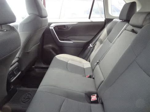 Used 2025 Toyota RAV4 LE AWD/4WD image 10