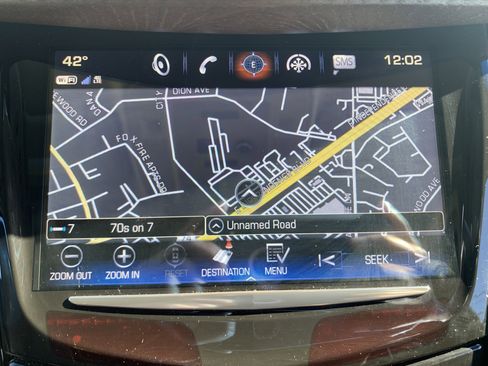 Used 2019 Cadillac Escalade ESV Luxury image 24