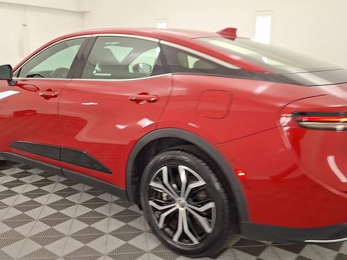 Used 2024 Toyota Crown XLE image 2