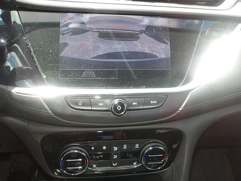 Used 2020 Buick Encore GX Select AWD/4WD image 18