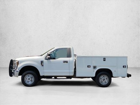 Used 2019 Ford F250 XL w/ XL Value Package AWD/4WD image 8