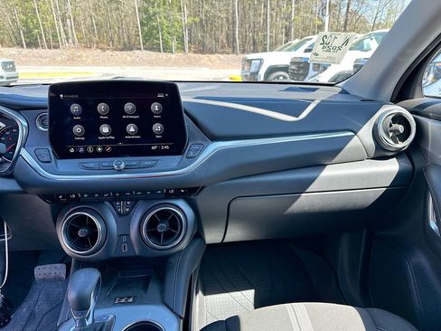 Used 2024 Chevrolet Blazer LT w/ Convenience Package FWD image 20