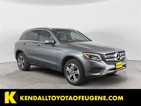 Used 2019 Mercedes-Benz GLC 350e 4MATIC image 7