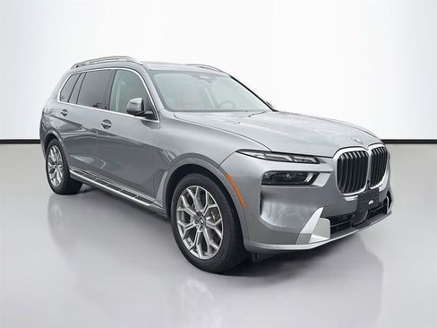 Certified 2026 BMW X7 xDrive40i image 2