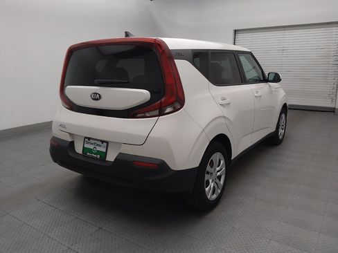 Used 2021 Kia Soul LX FWD image 9