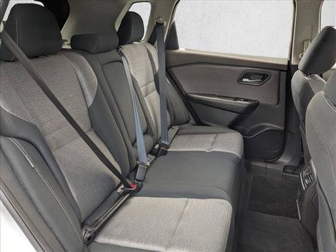 Used 2021 Nissan Rogue SV FWD image 20