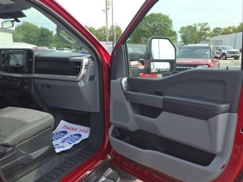 Used 2024 Ford F250 XLT w/ FX4 Off-Road Package AWD/4WD image 27