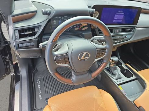 Used 2024 Lexus ES 350 w/ Technology Package FWD image 16