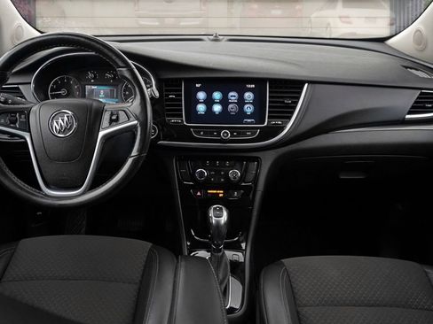 Used 2021 Buick Encore Preferred image 18