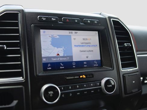 Used 2021 Ford Expedition Max Limited AWD/4WD image 9