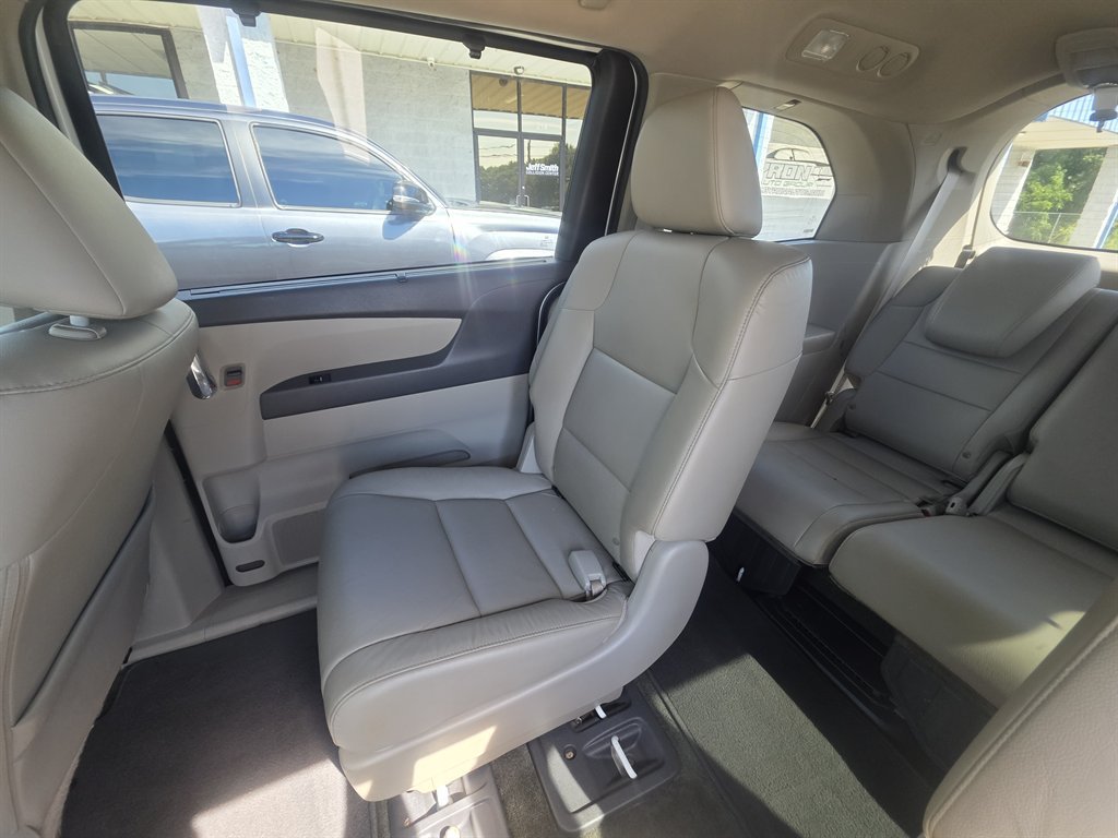 Used 2015 Honda Odyssey EX-L image 8
