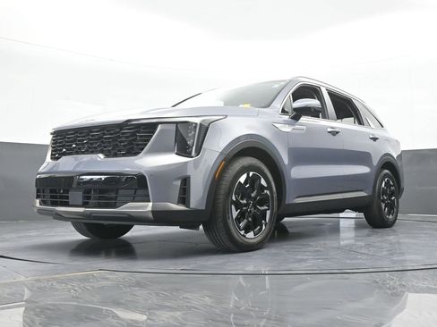 Used 2025 Kia Sorento S FWD image 56