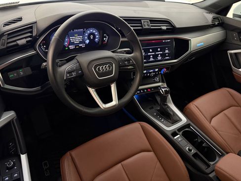 Used 2023 Audi Q3 2.0T Premium Plus w/ Premium Plus Package image 4