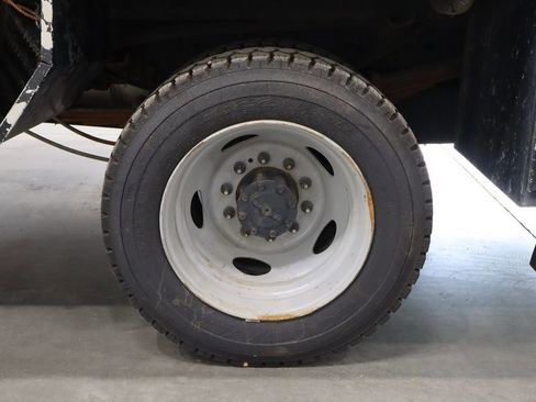 Used 2018 Ford F550 2WD Crew Cab Super Duty image 29