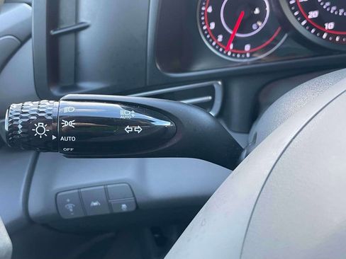 Certified 2023 Hyundai Elantra SEL image 22